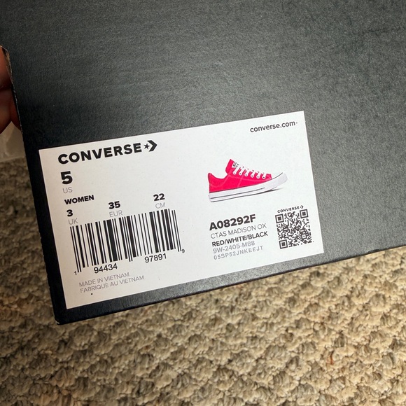 Converse Cherry Red Madison Low-Top Sneakers - Picture 5 of 5